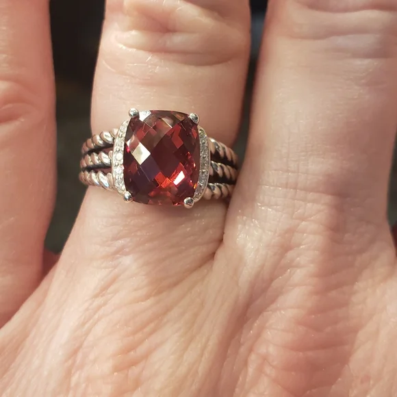 DAVID YURMAN Garnet Petite Wheaton Ring - Picture 10 of 12